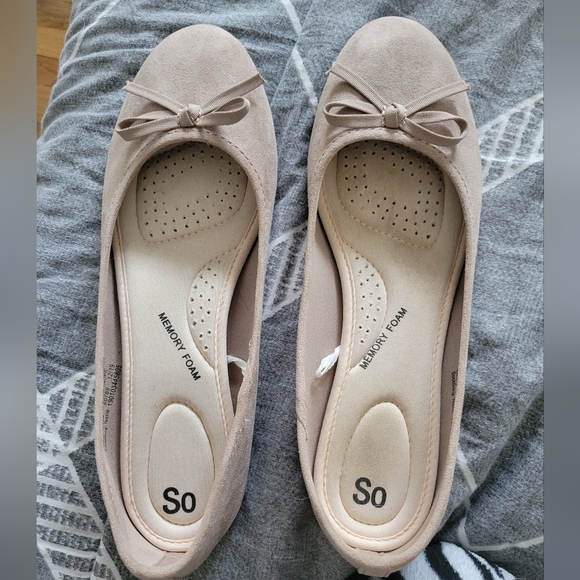 Kohl's Shoes Memory Foam Flats From Kohls Poshmark
